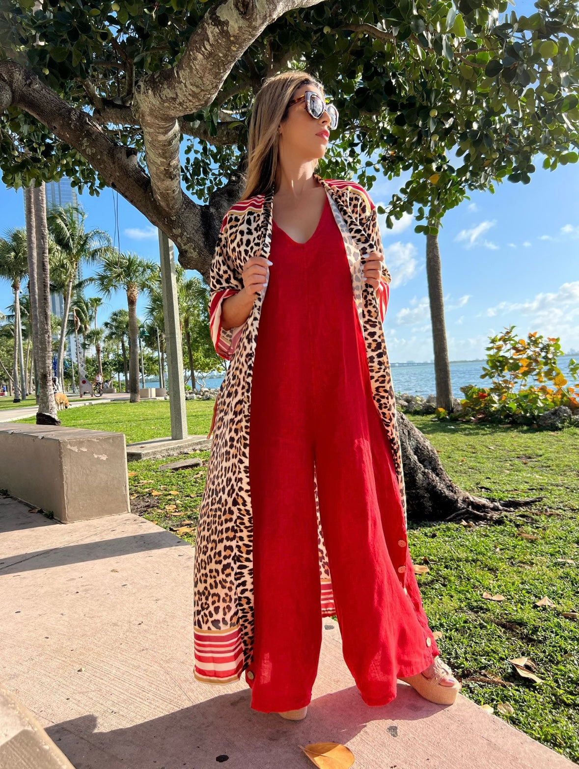 Side buttons linen jumpsuit