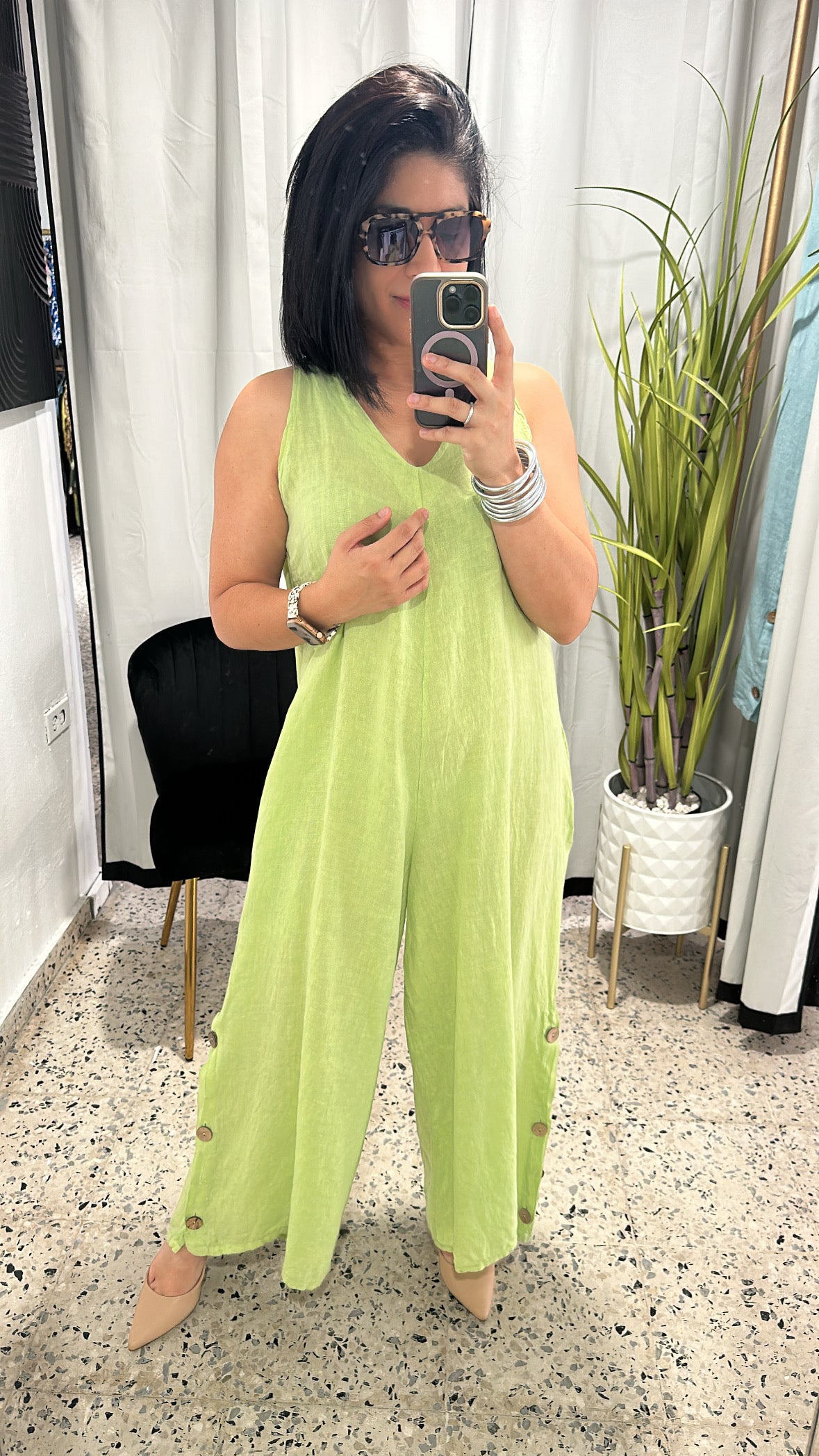 Side buttons linen jumpsuit