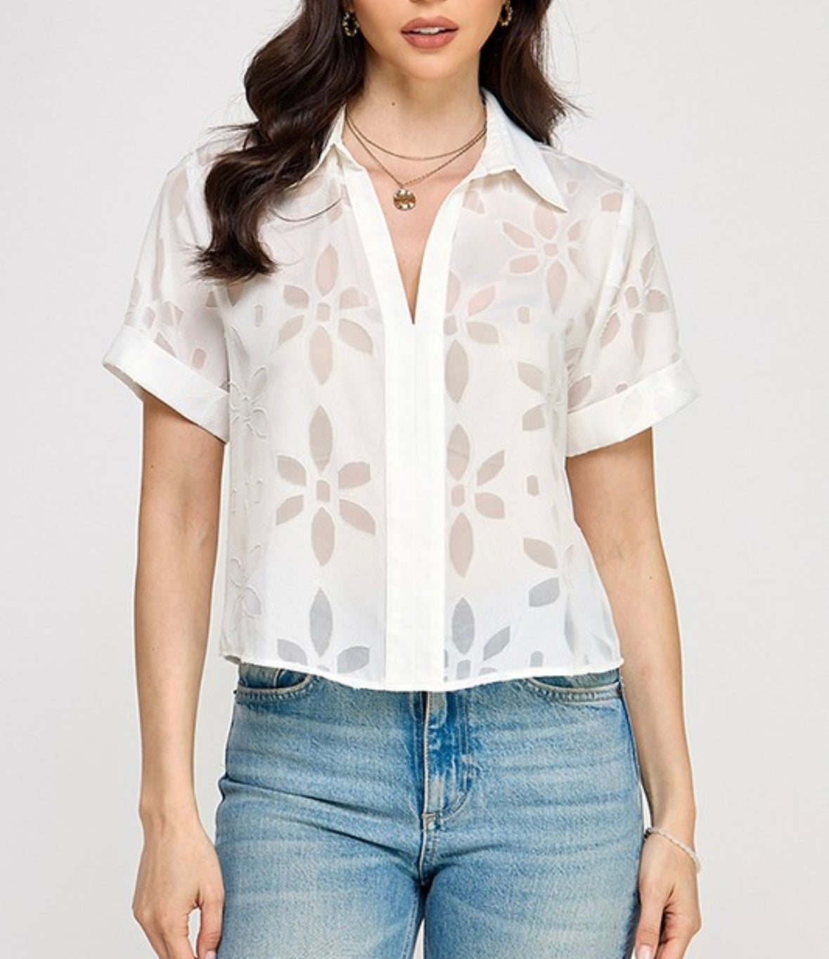 Short sleeve collar top with flowers