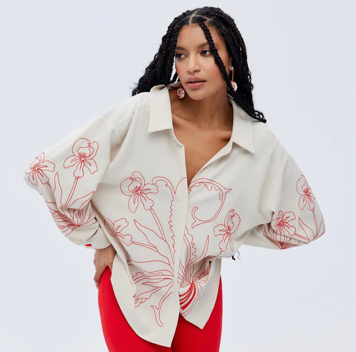 Drop shoulder embroidery oversized form shirt