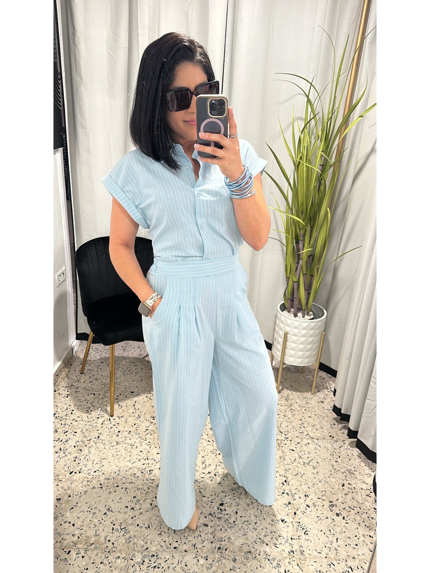 Two piece set