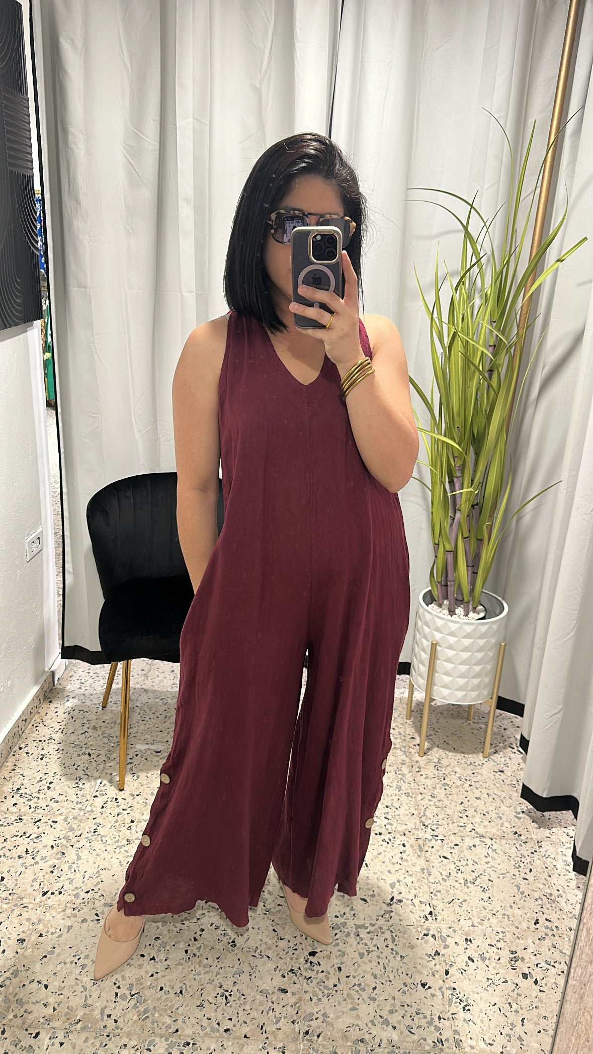Side buttons linen jumpsuit