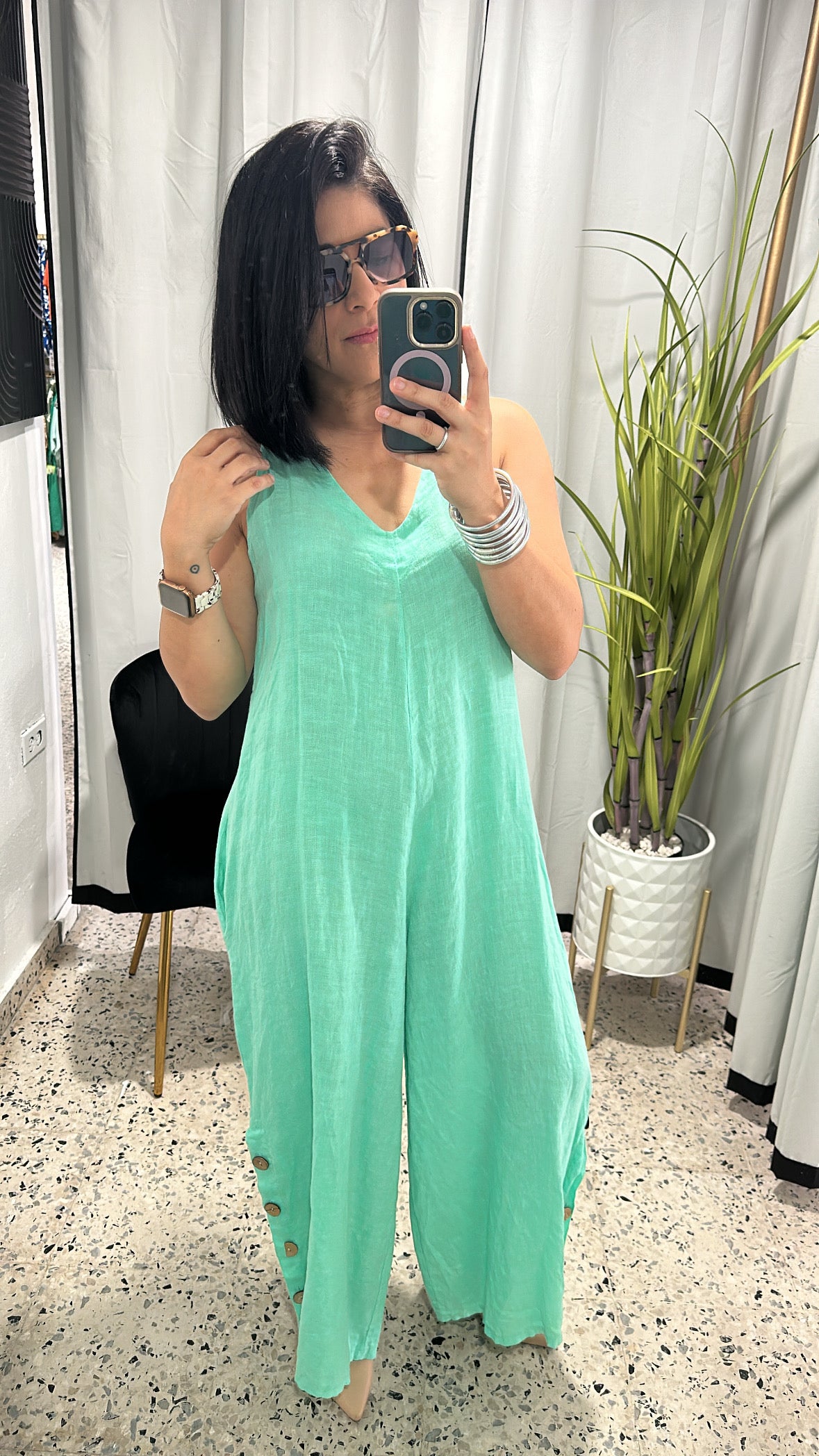 Side buttons linen jumpsuit