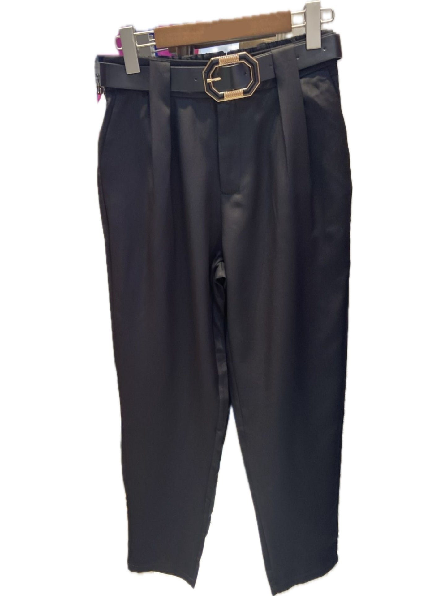 Elastic waist pant