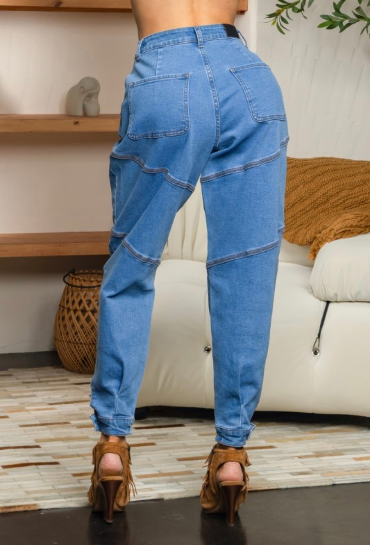 Stretch barrel jean