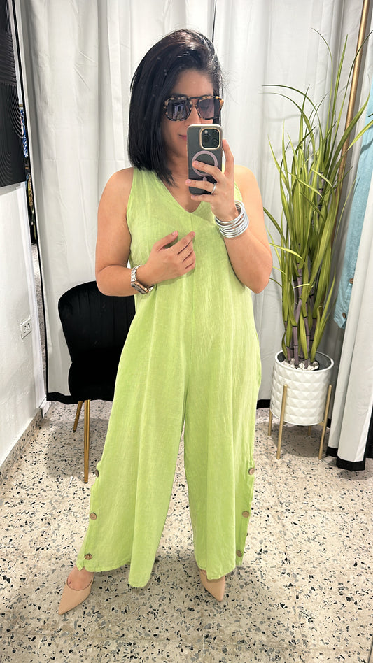 Side buttons linen jumpsuit