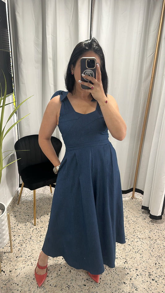 Jumpsuit by Gracia
