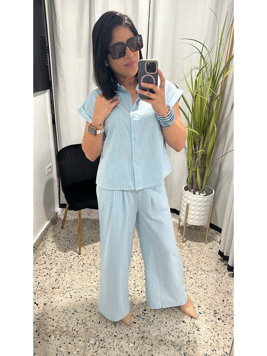 Two piece set