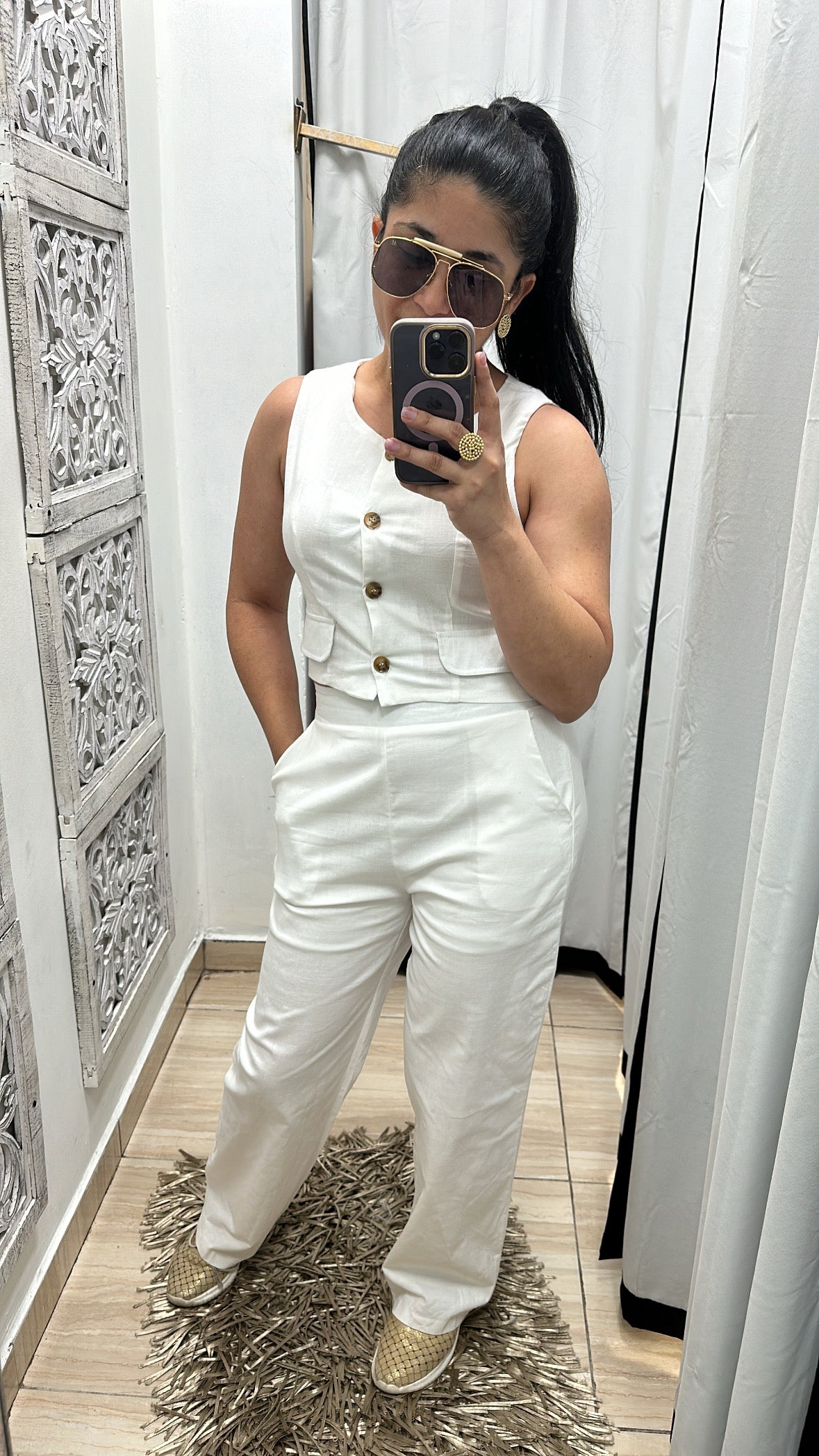 White vest set