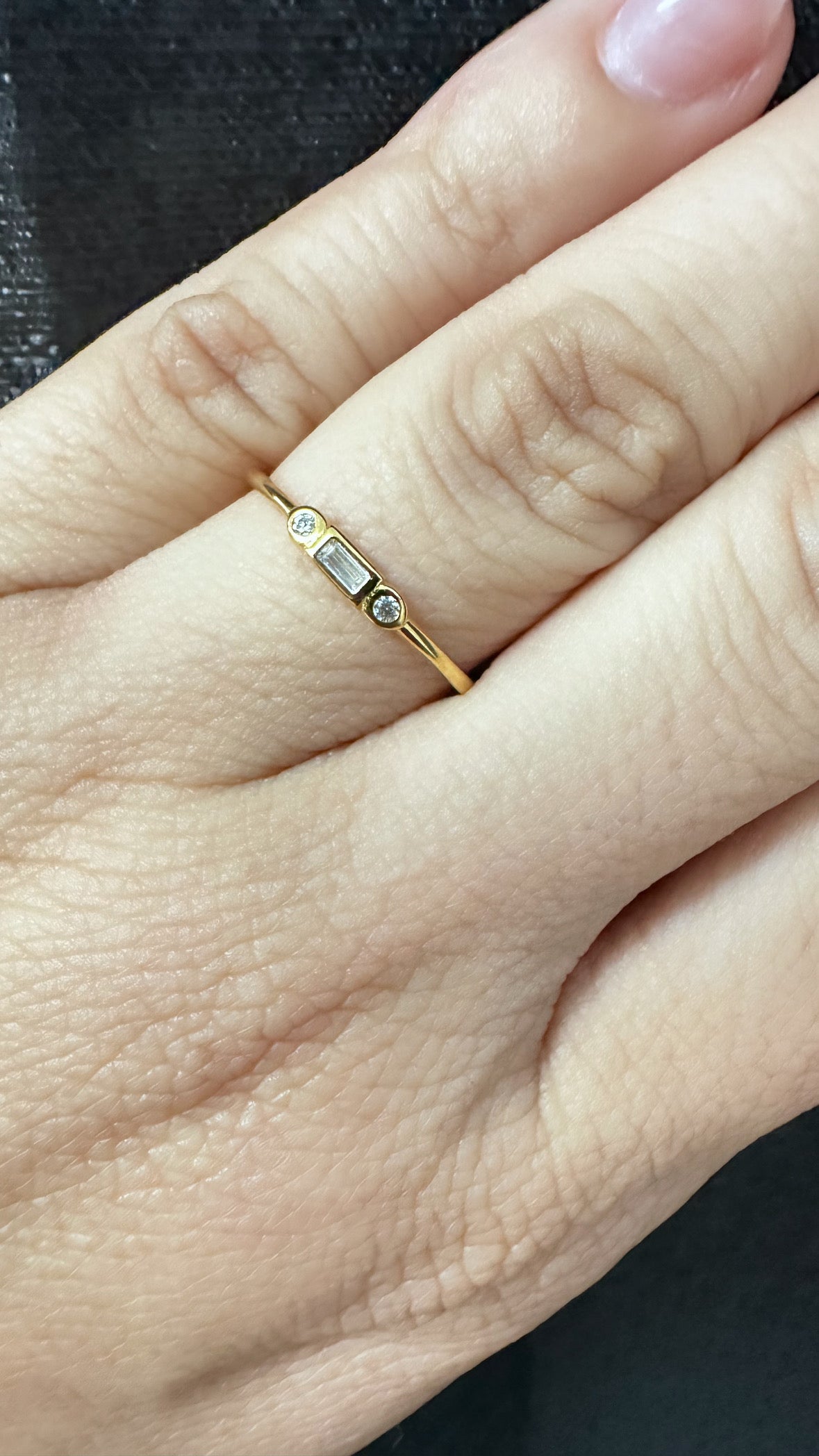 ROUND + BAGUETTE LINE UP RING